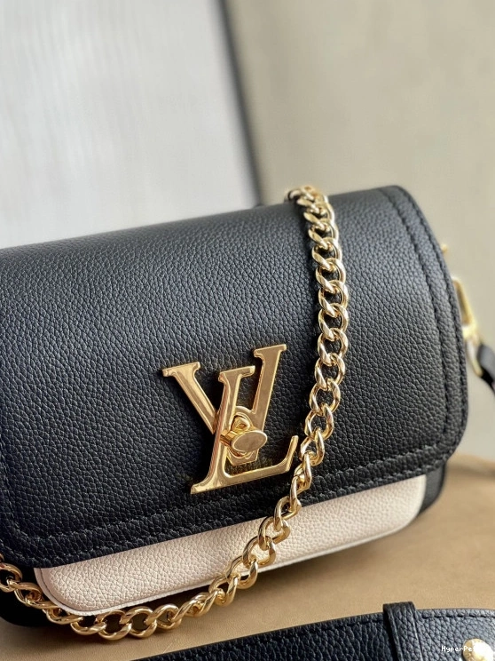 VUITTON LOCKME LOUIS TENDER 0724